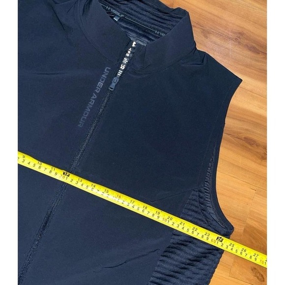 Mens Under Armour Loose Fit Golf Performance Black Ribbed Sleeveless Vest - Picture 5 of 6